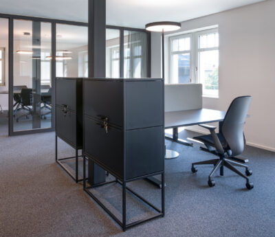 Embru e Q Office Bueromoebel Coworking Rapperswil stauraum module abschliessbar bueroeinrichtung